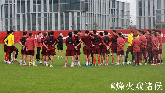 教练传递信心 专家舒缓心理 国足再三强调减压